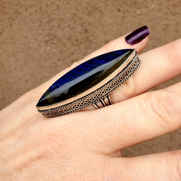 New Huge Labradorite 925 Silver Statement Ring. - Picture 5 of 16